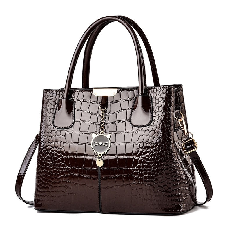 UnWritten Style — “Boss Status” Croc-Embossed Handbag eprolo