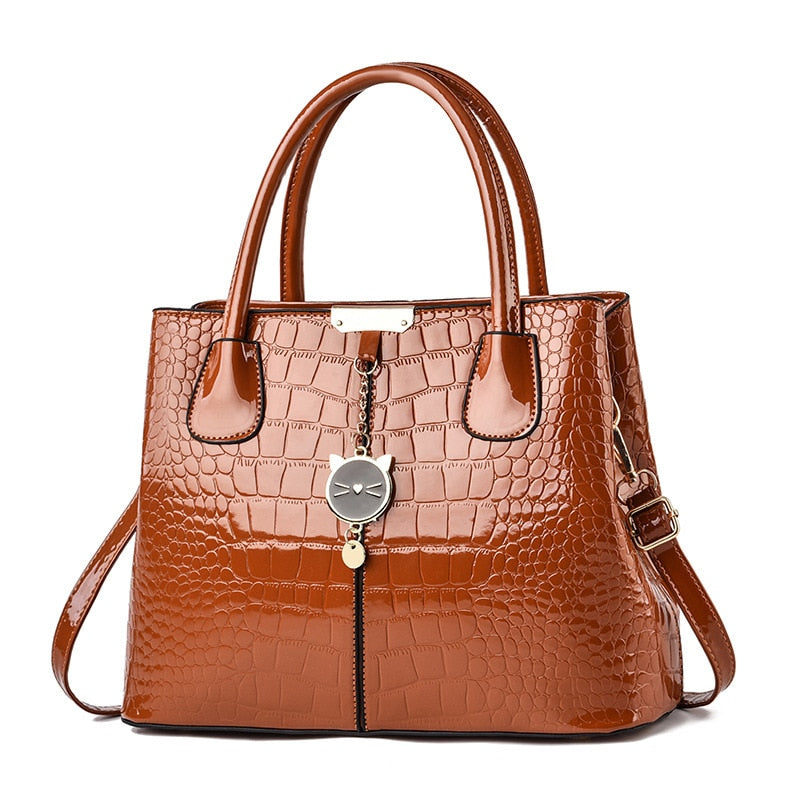 UnWritten Style — “Boss Status” Croc-Embossed Handbag eprolo