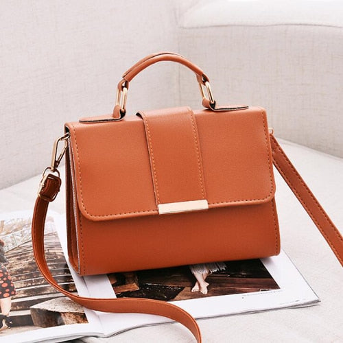 UnWritten Style — “Boss Mode” Structured Handbag eprolo